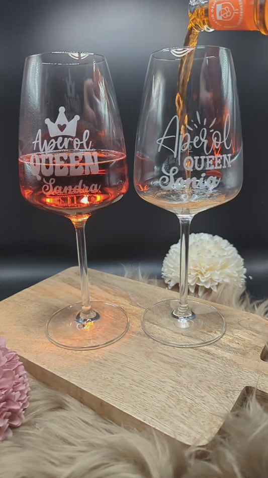 Aperol Queen Glas mit Krone – Personalisiertes Weinglas mit Wunschname – Geschenk für Frauen, Freundinnen & Aperol-Fans